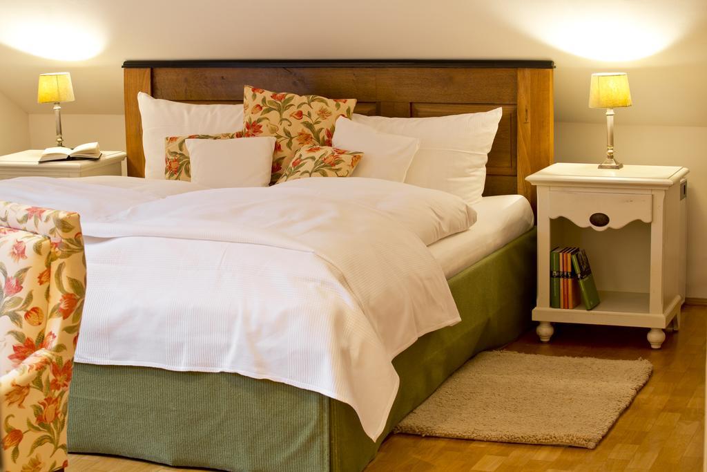 Romantik Hotel Landhaus Baerenmuehle Франкенау Номер фото